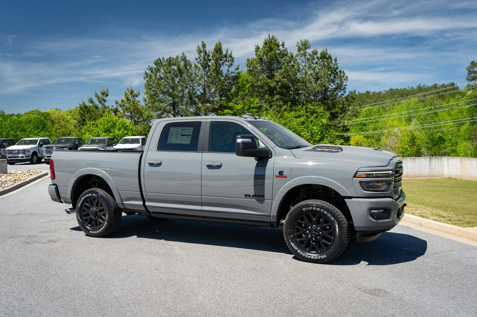 New 2026 Ceramic Gray Clear-Coat Exterior Paint RAM Limited image 20