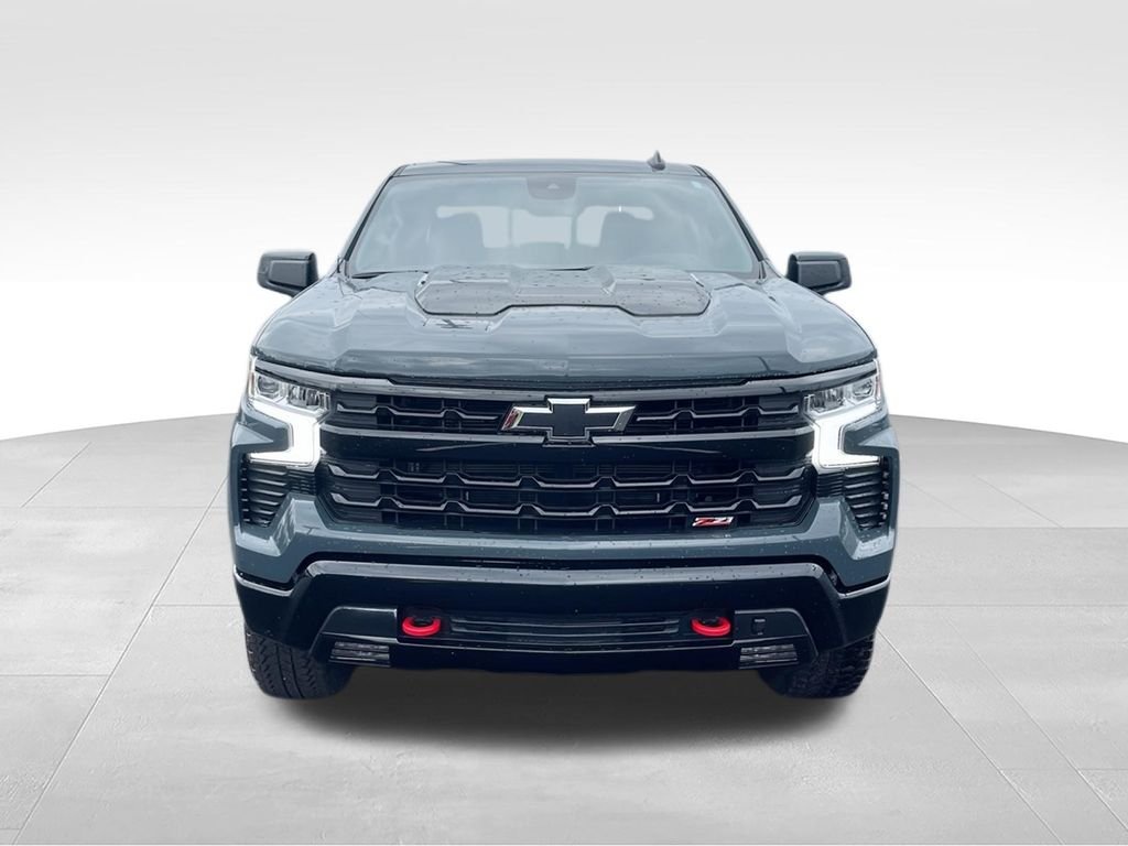Used 2025 Gray Chevrolet LT Trail Boss image 3