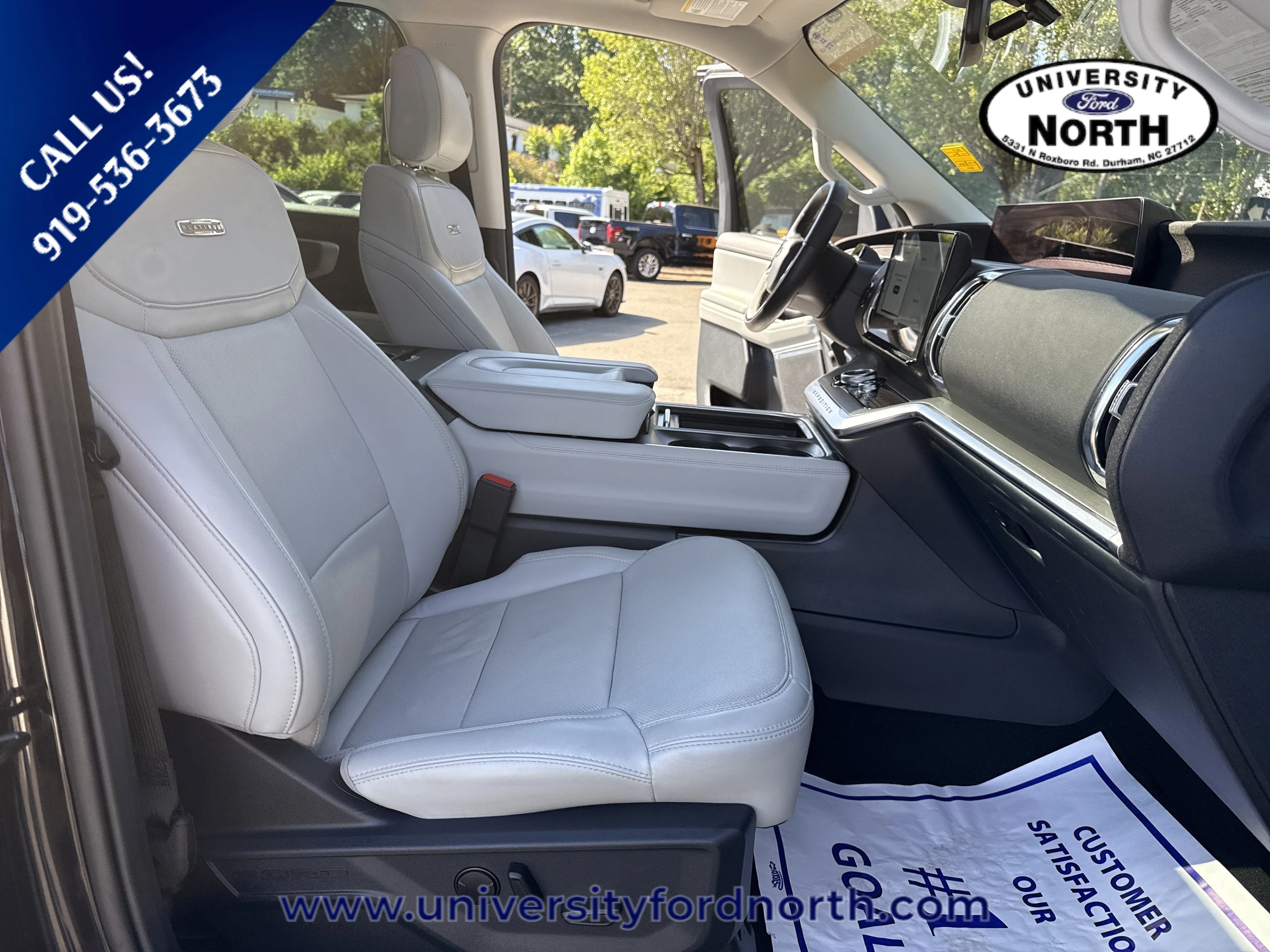 Used 2025 Agate Black Metallic Ford Platinum image 40