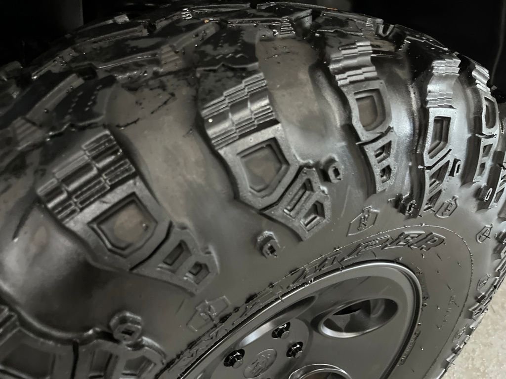 Used 2014 Billet Metallic Clearcoat Jeep Unlimited Rubicon image 12