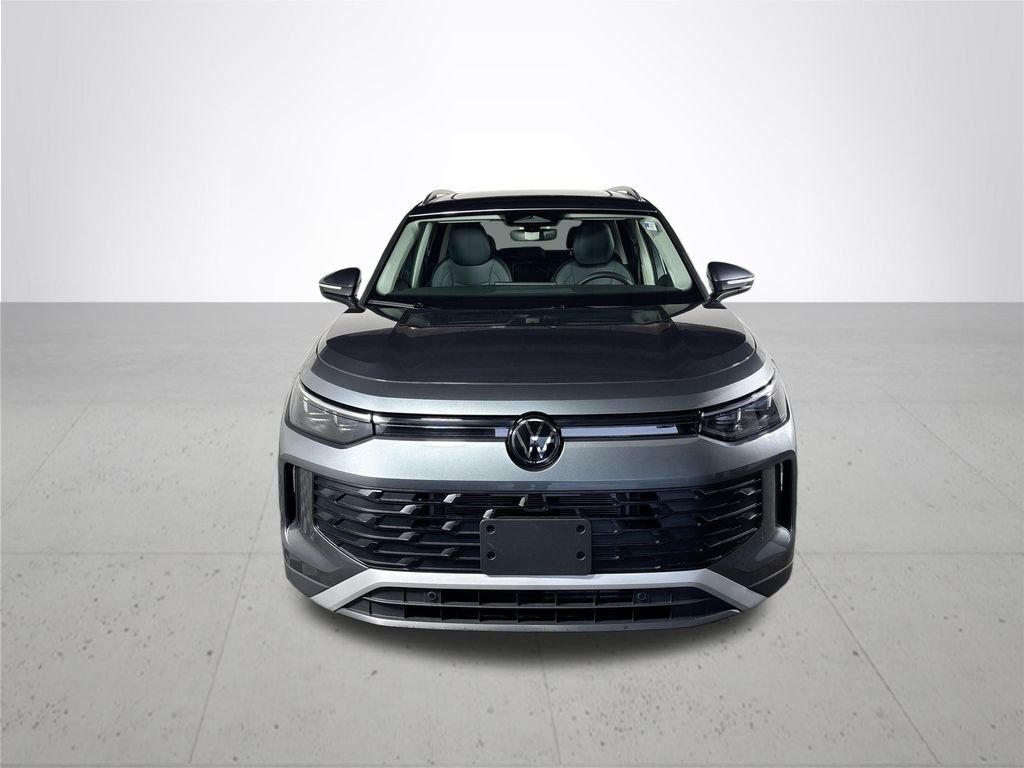 New 2026 Platinum Gray Metallic Volkswagen 2.0T SE image 3