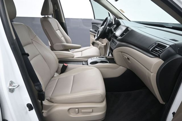 Used 2022 White Honda RTL-E image 14