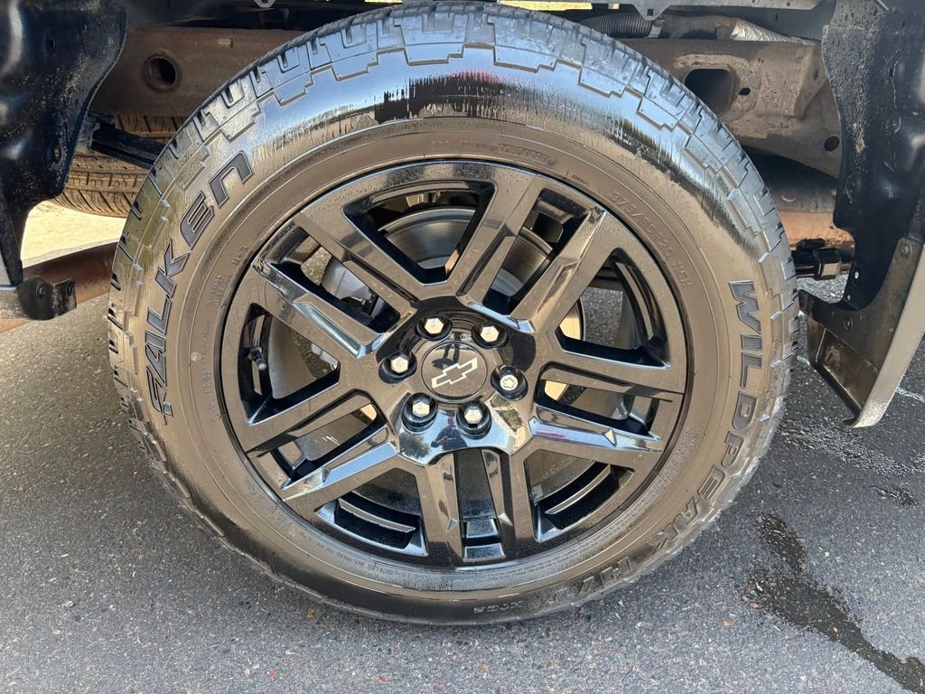 Used 2022 Blue Chevrolet Custom image 6
