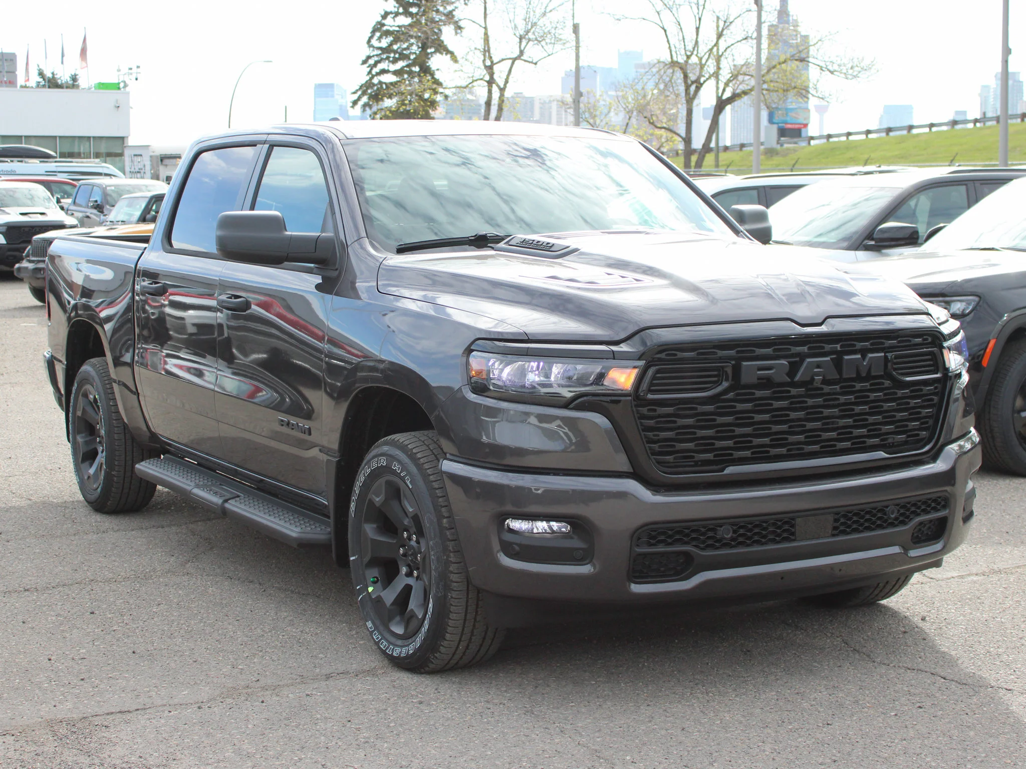 New 2026 Grey RAM Express* image 8