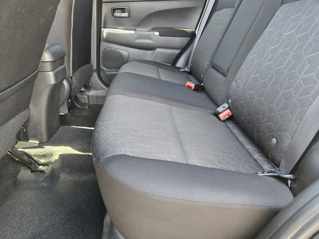 2021 Mitsubishi Outlander Sport SE - Photo 11