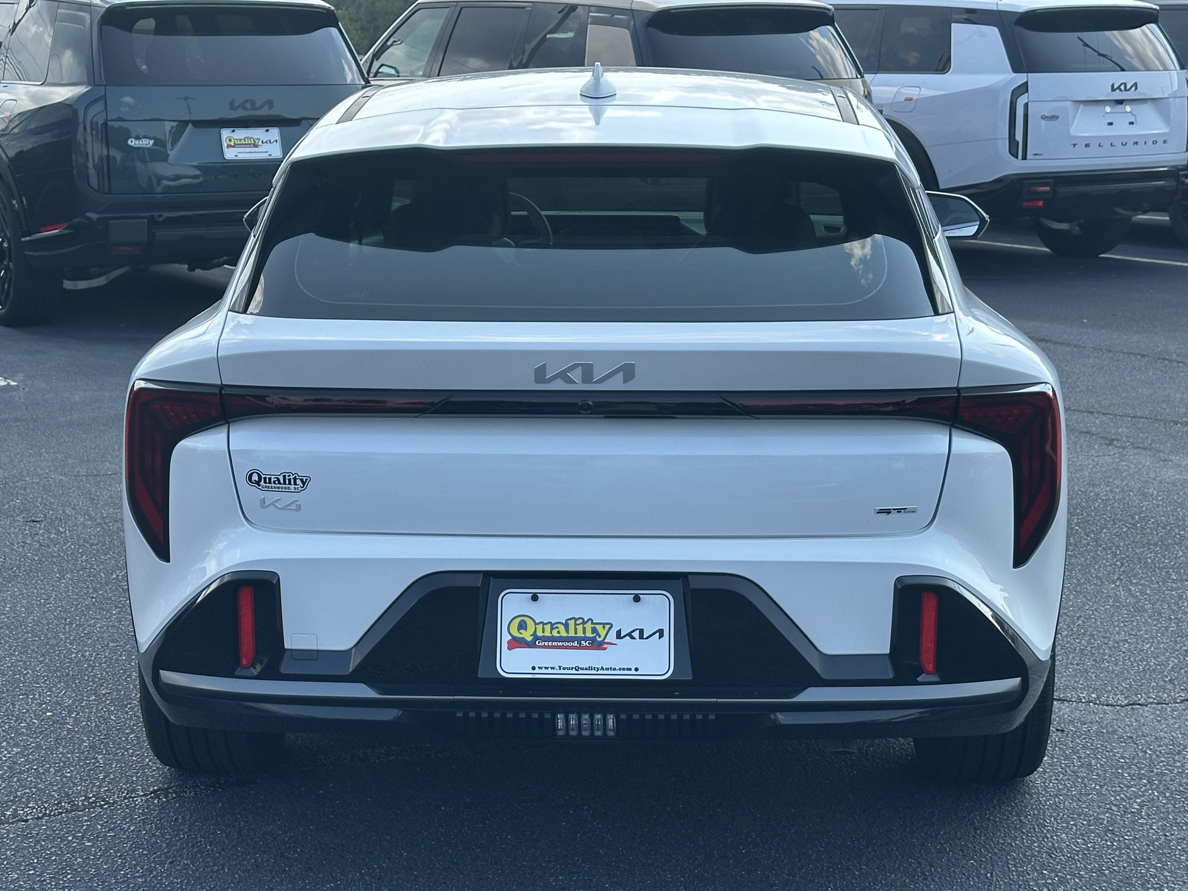 New 2026 Snow White Pearl Kia GT-Line image 7