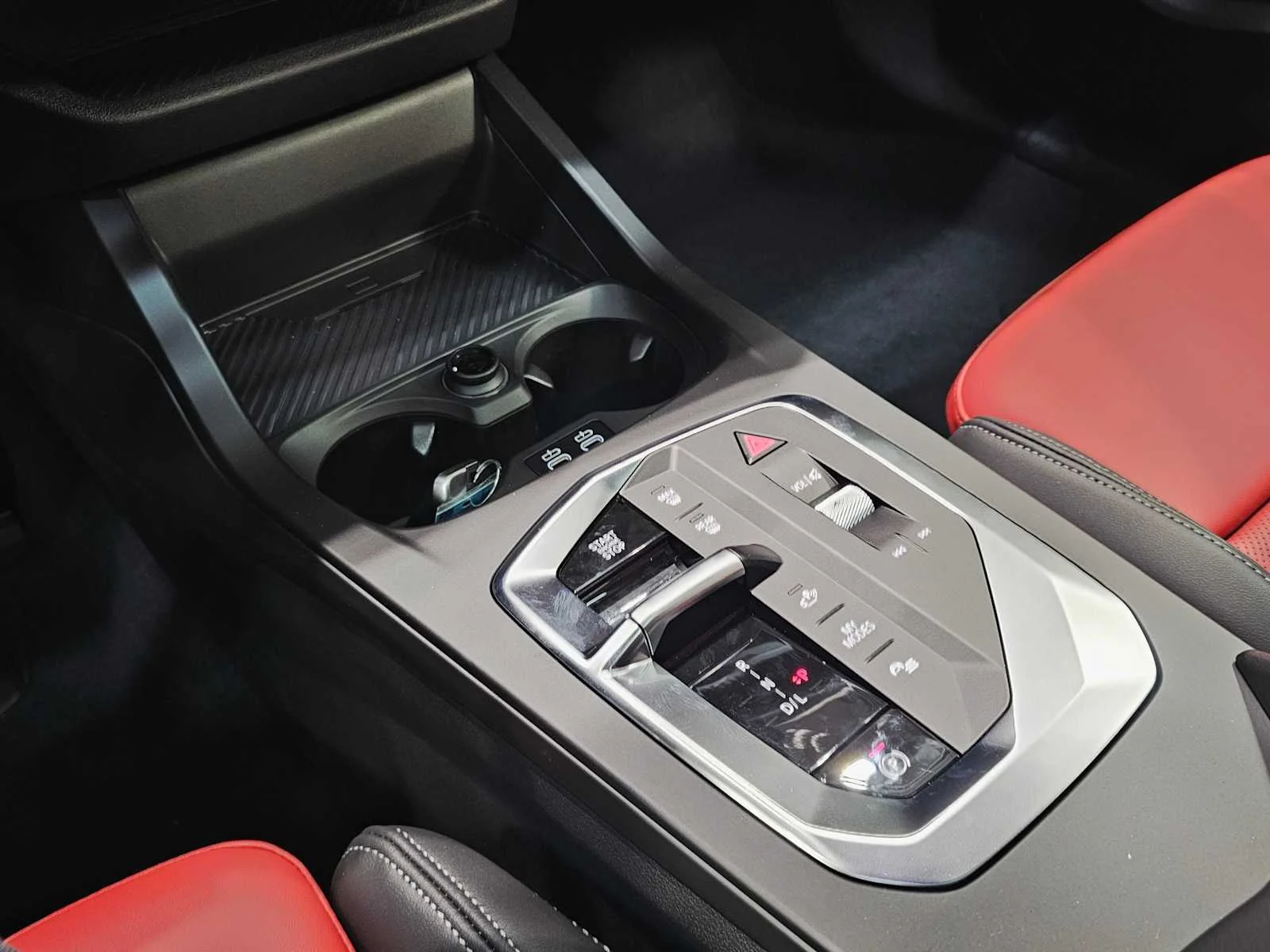 2025 BMW 2 Series 228 - Photo 17