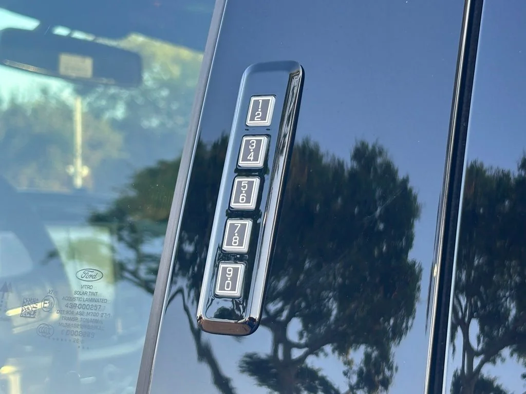 New 2026 Avalanche Ford Lariat image 15