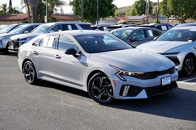 Used 2025 Gray Kia GT-Line image 2