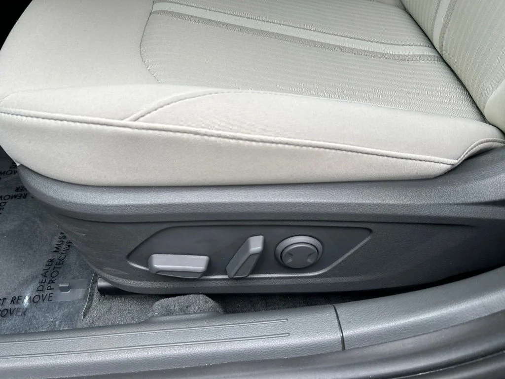 Used 2026 Blue Hyundai SEL Sport image 16