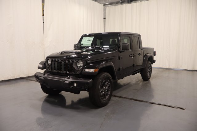 2025 Jeep Gladiator Sport S photo 4