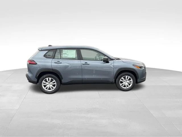 2026 Toyota Corolla Cross L - Photo 7