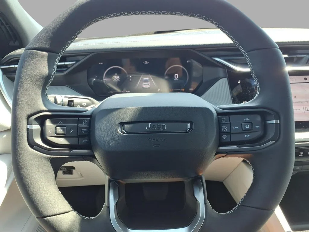 New 2026 Bright White Clearcoat Jeep Laredo image 19