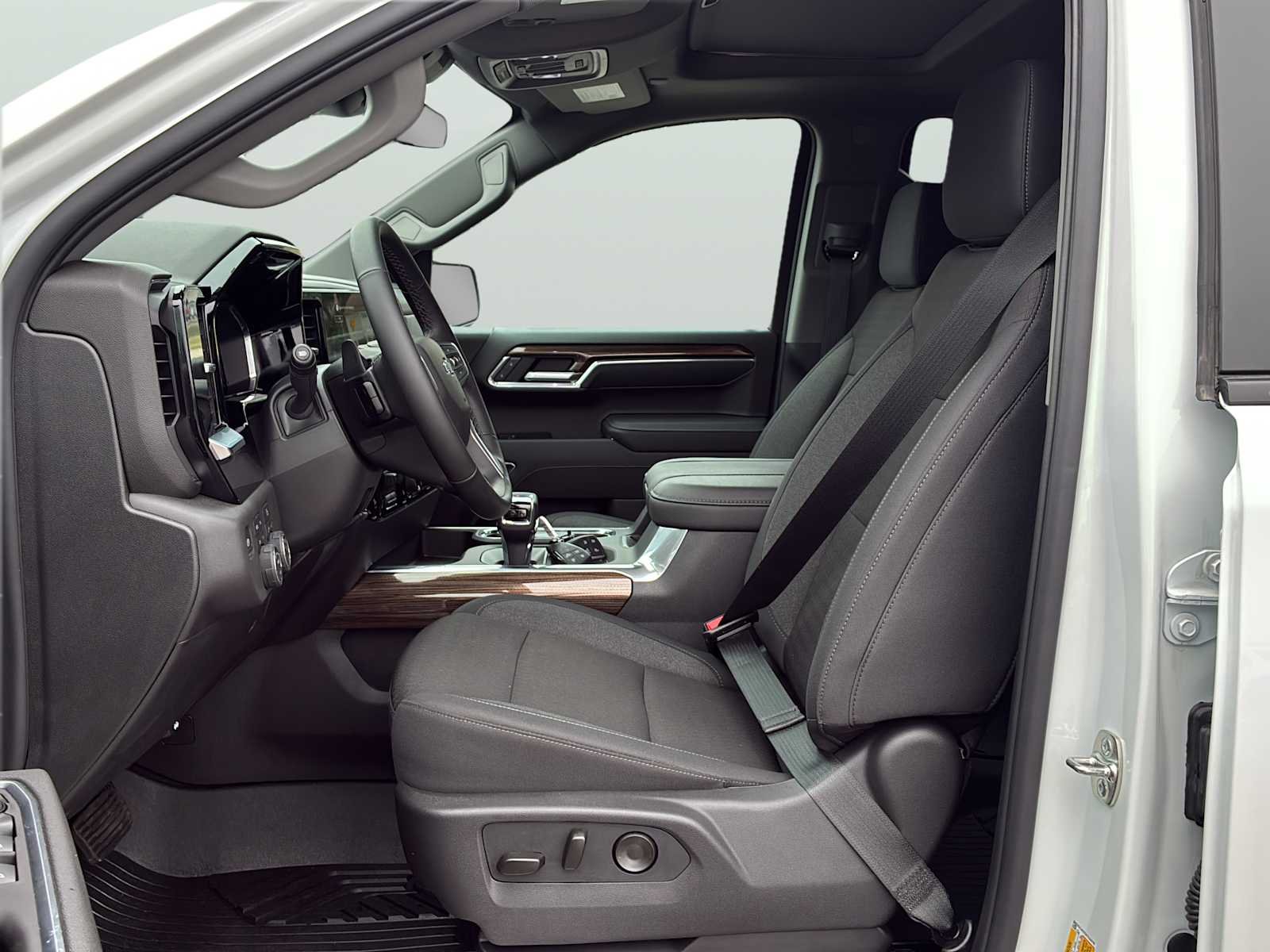 2026 Chevrolet Silverado 1500 LT Trail Boss - Photo 25