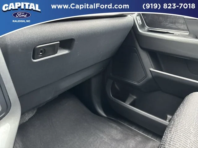 Used 2023 Black Ford XLT image 26