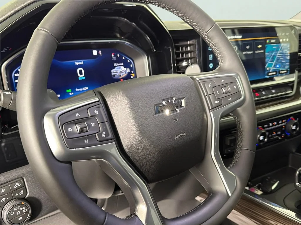 Used 2026 Black Chevrolet RST image 22