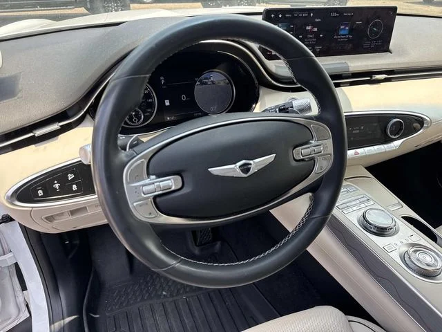 Used 2024 White Genesis 2.5T image 35