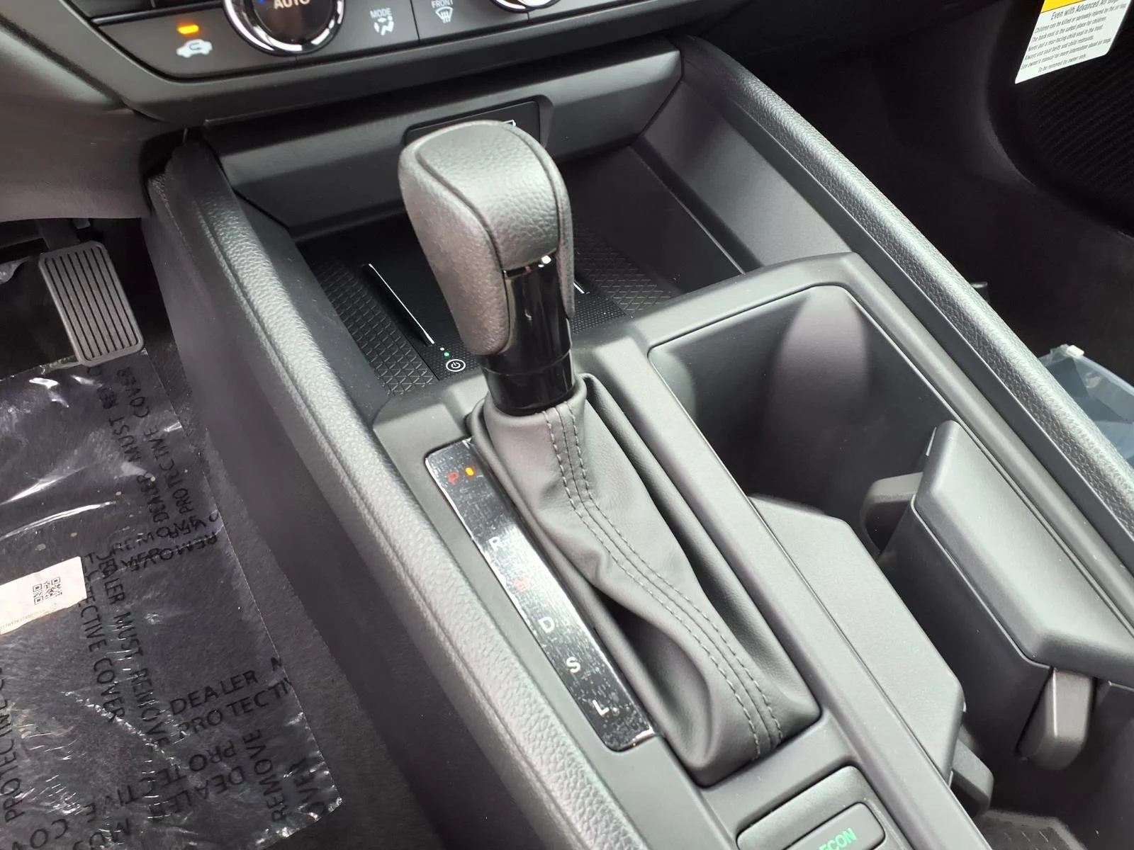 New 2026 Platinum White Pearl Honda SE image 11