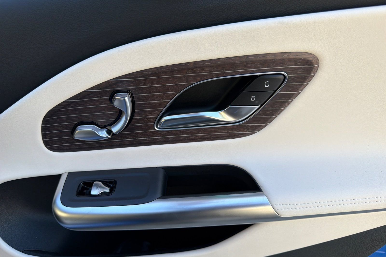 New 2027 Sky Blue Metallic Mercedes-Benz CLA 220 image 32
