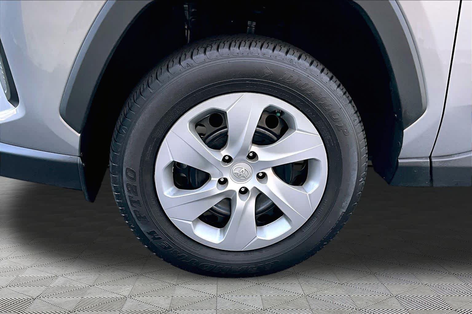 Used 2023 Silver Sky Metallic Toyota LE image 11