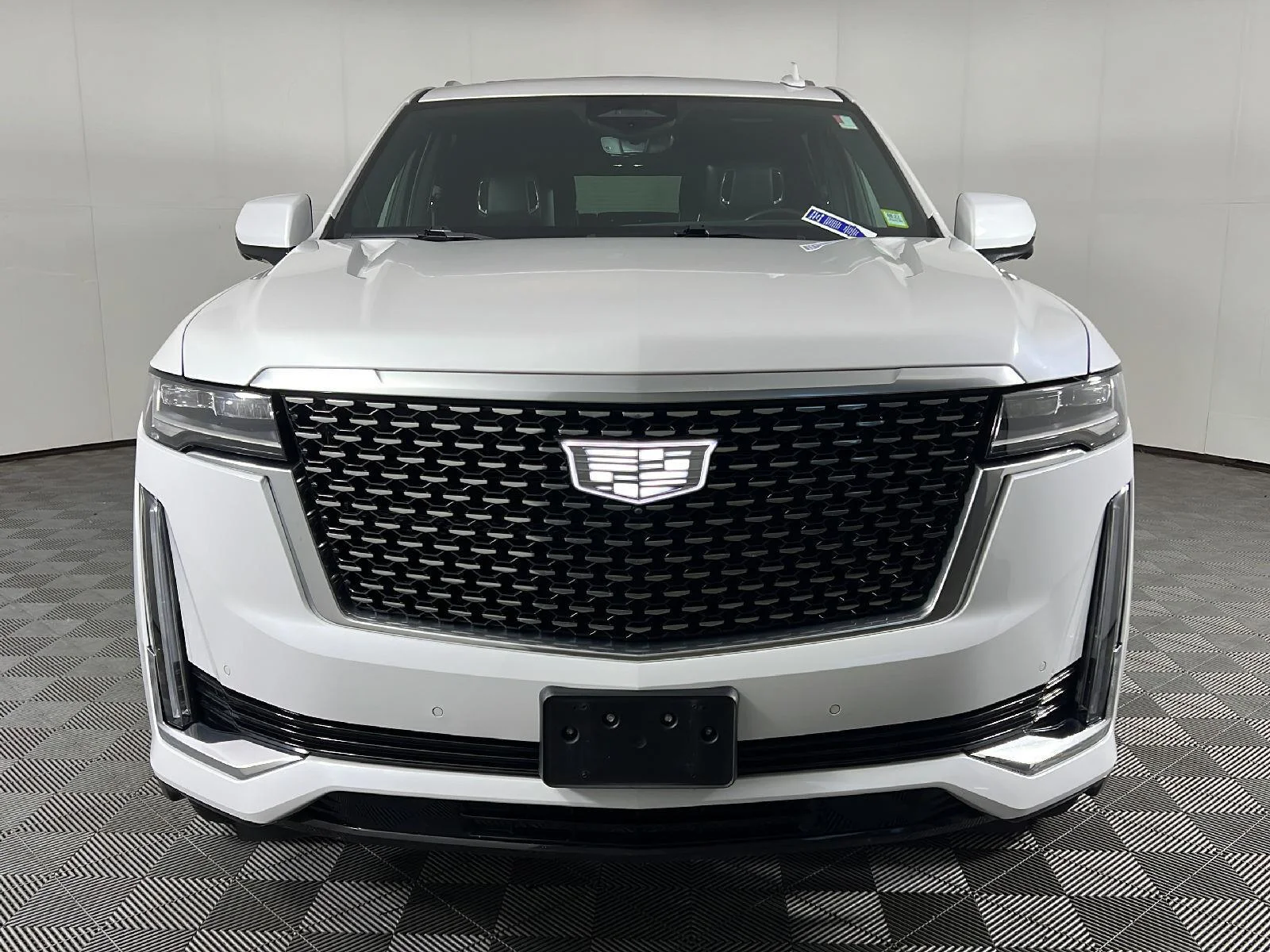 Used 2023 Crystal White Tricoat Cadillac 4WD Premium Luxury image 7