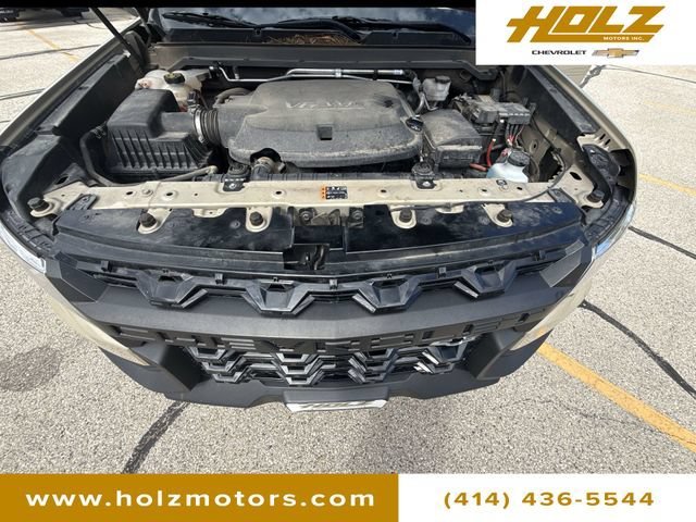 Certified Used 2021 SAND DUNE METALLIC Chevrolet 4WD ZR2 image 29