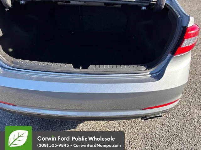 Used 2017 Shale Gray Metallic Hyundai  image 29