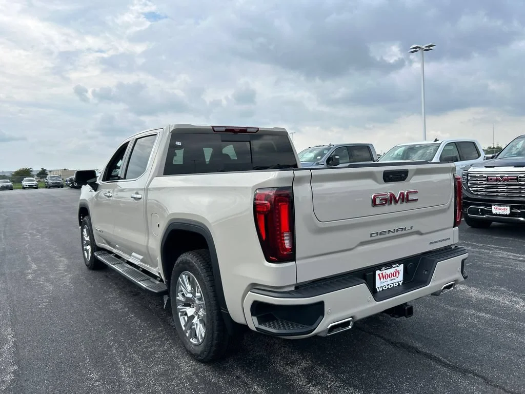 2026 GMC Sierra 1500 Denali - Photo 10