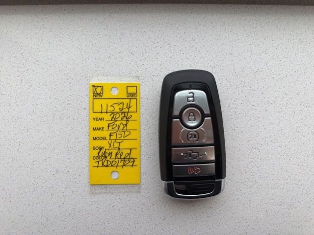 New 2026 Ruby Red Metallic Tinted Clearcoat Ford XLT image 63