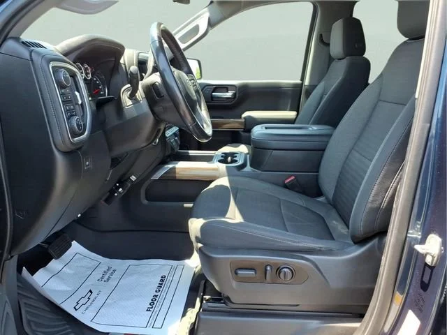 Used 2022 Northsky Blue Metallic Chevrolet RST image 19