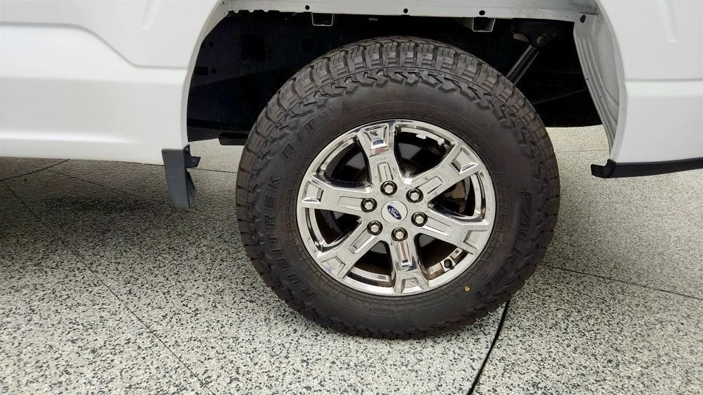 Used 2022 Oxford White Ford XLT 4WD SuperCrew 6.5
