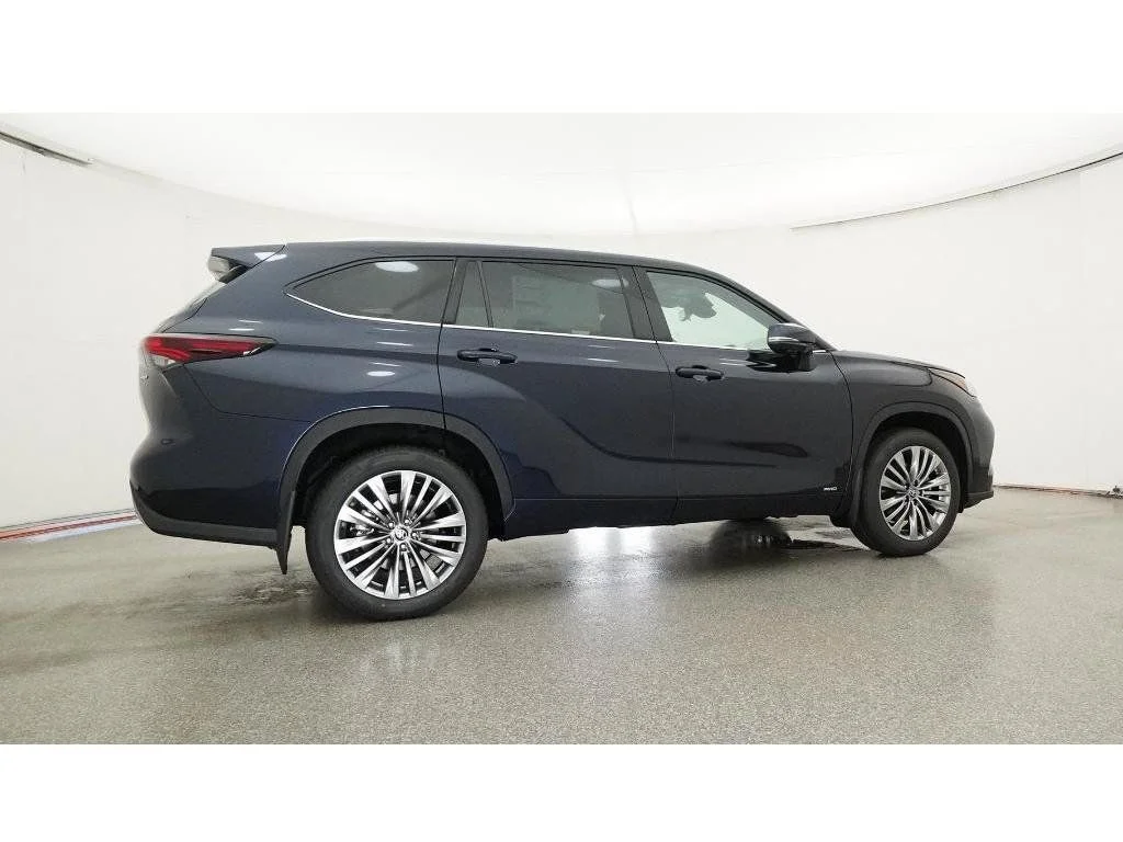 New 2026  Toyota Platinum image 33