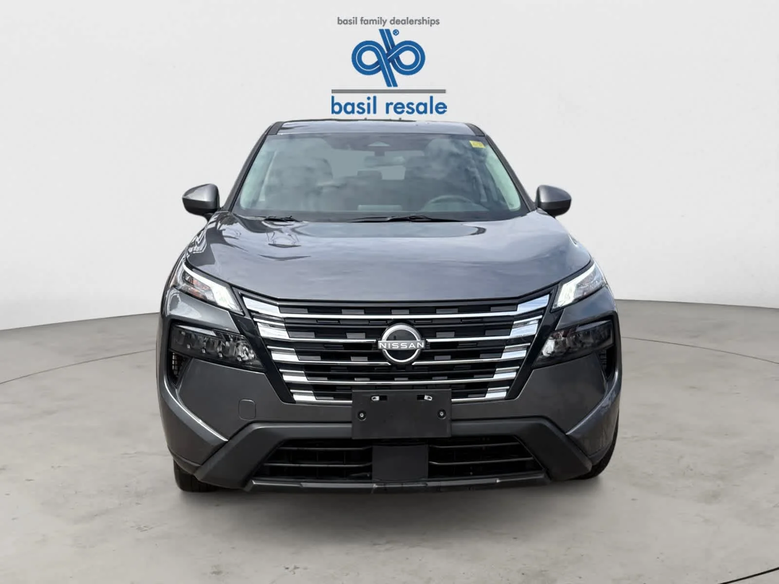 Used 2025 Gun Metallic Nissan SV image 6