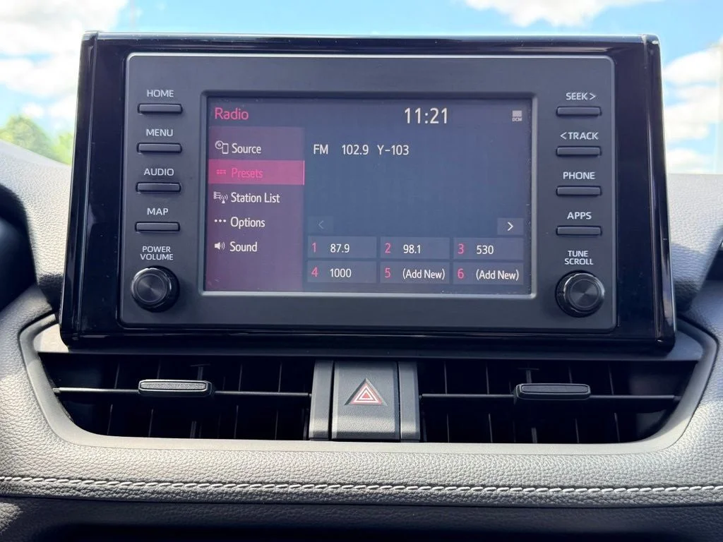 Used 2019 Magnetic Gray Met. Toyota XLE image 15