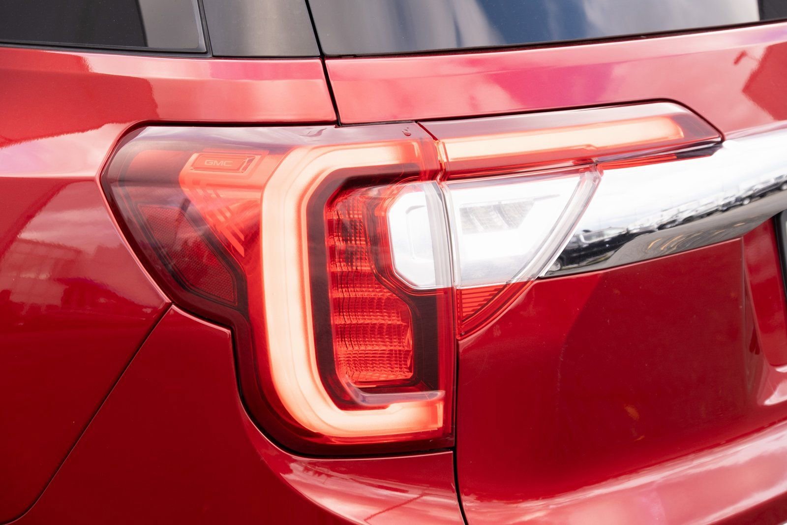 2022 GMC Acadia SLE - Photo 29
