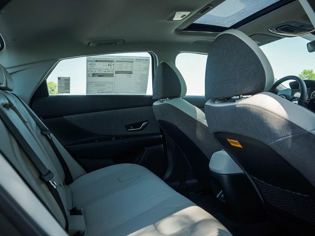 New 2026 Amazon Gray Hyundai Limited Sedan FWD image 35