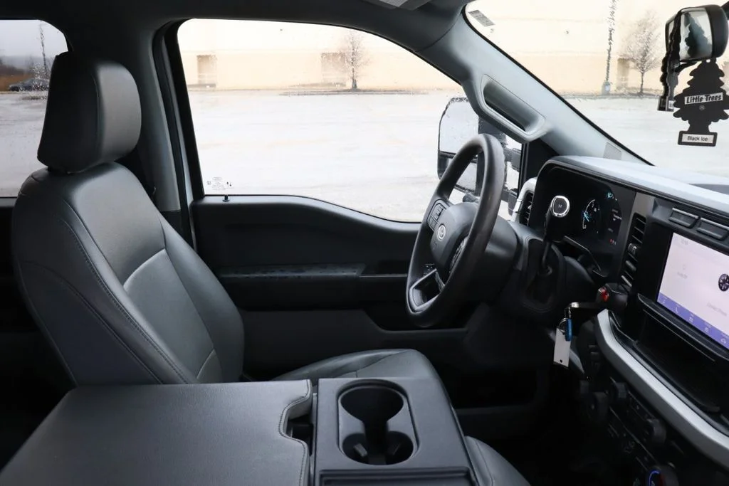 Used 2024 White Ford XL image 10