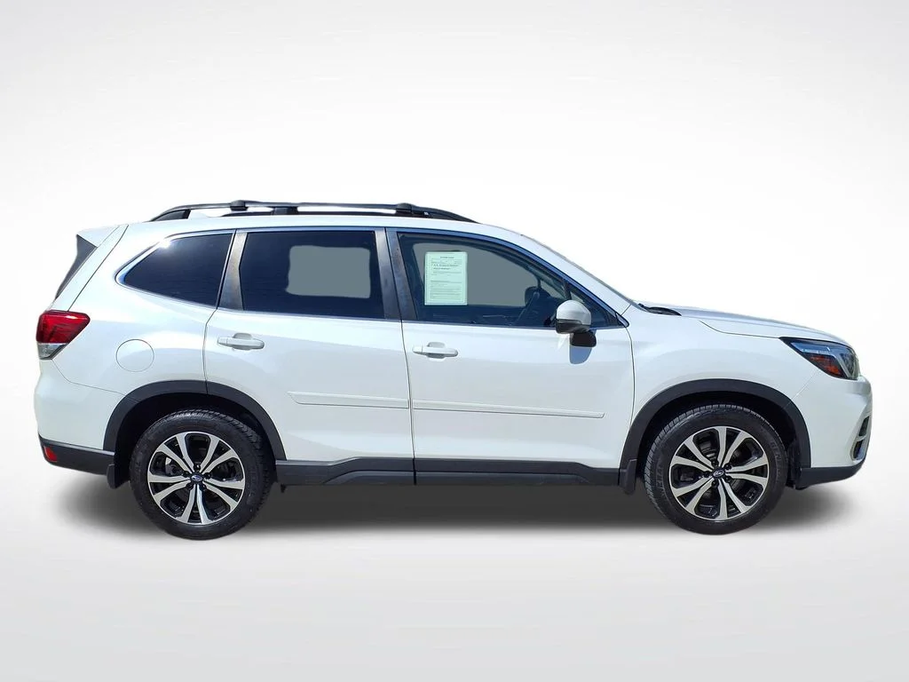 Used 2021 White Subaru Limited image 9