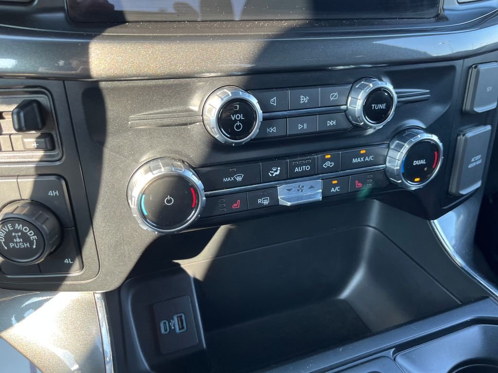 Used 2023 Gray Ford XLT image 21