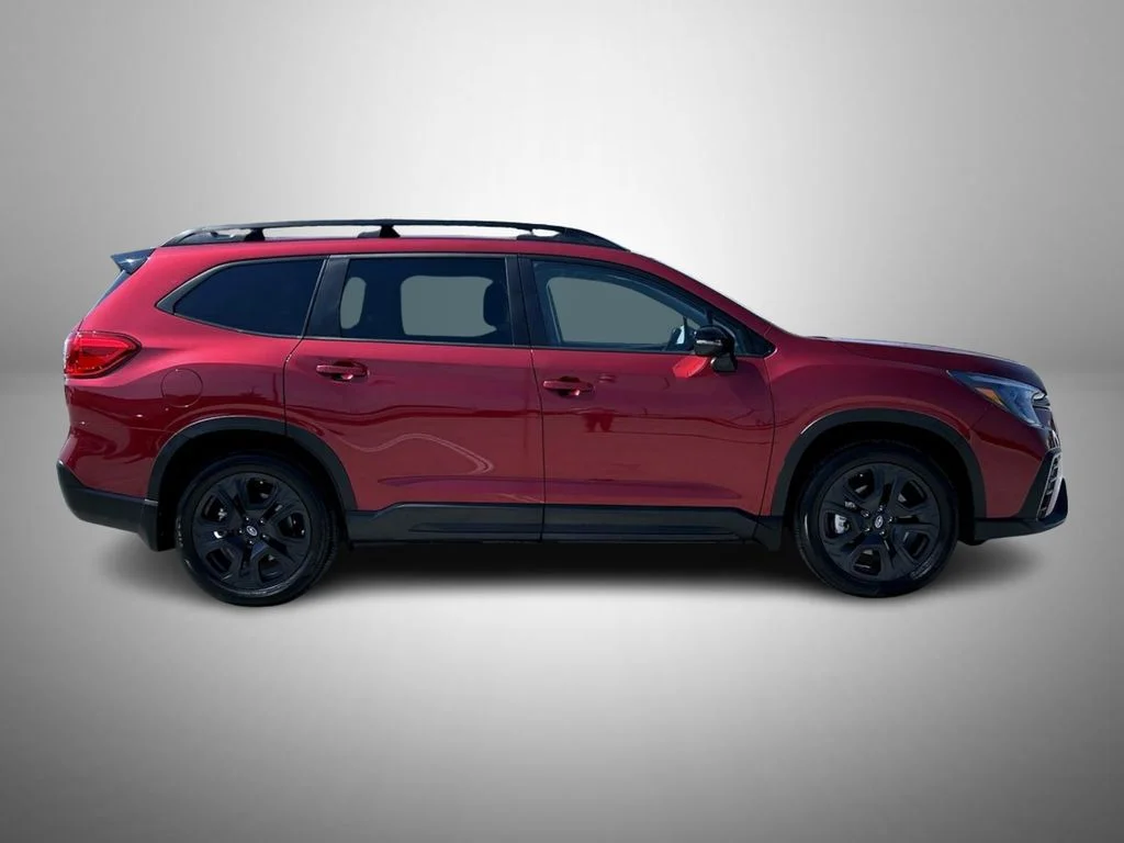 Used 2023 Red Subaru Onyx Edition image 4