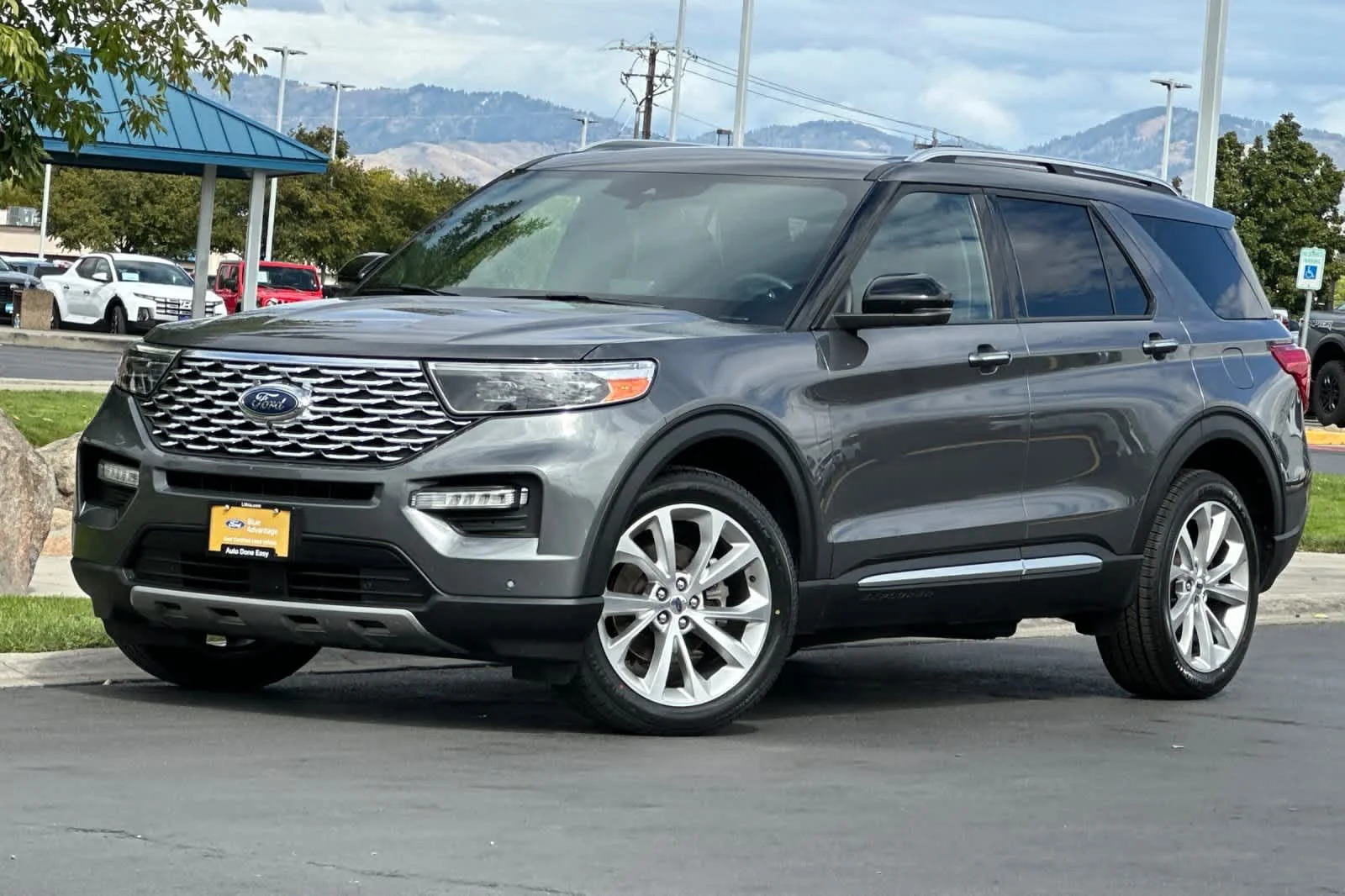 2023 Ford Explorer Platinum