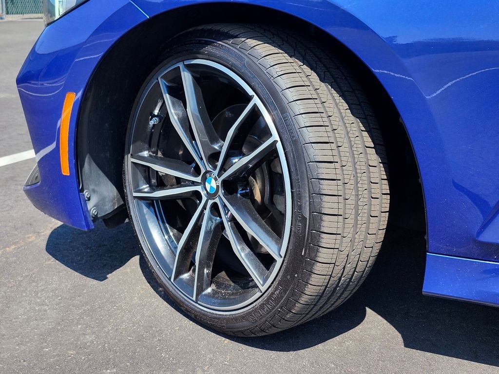 Used 2023 Blue BMW 330i xDrive image 32