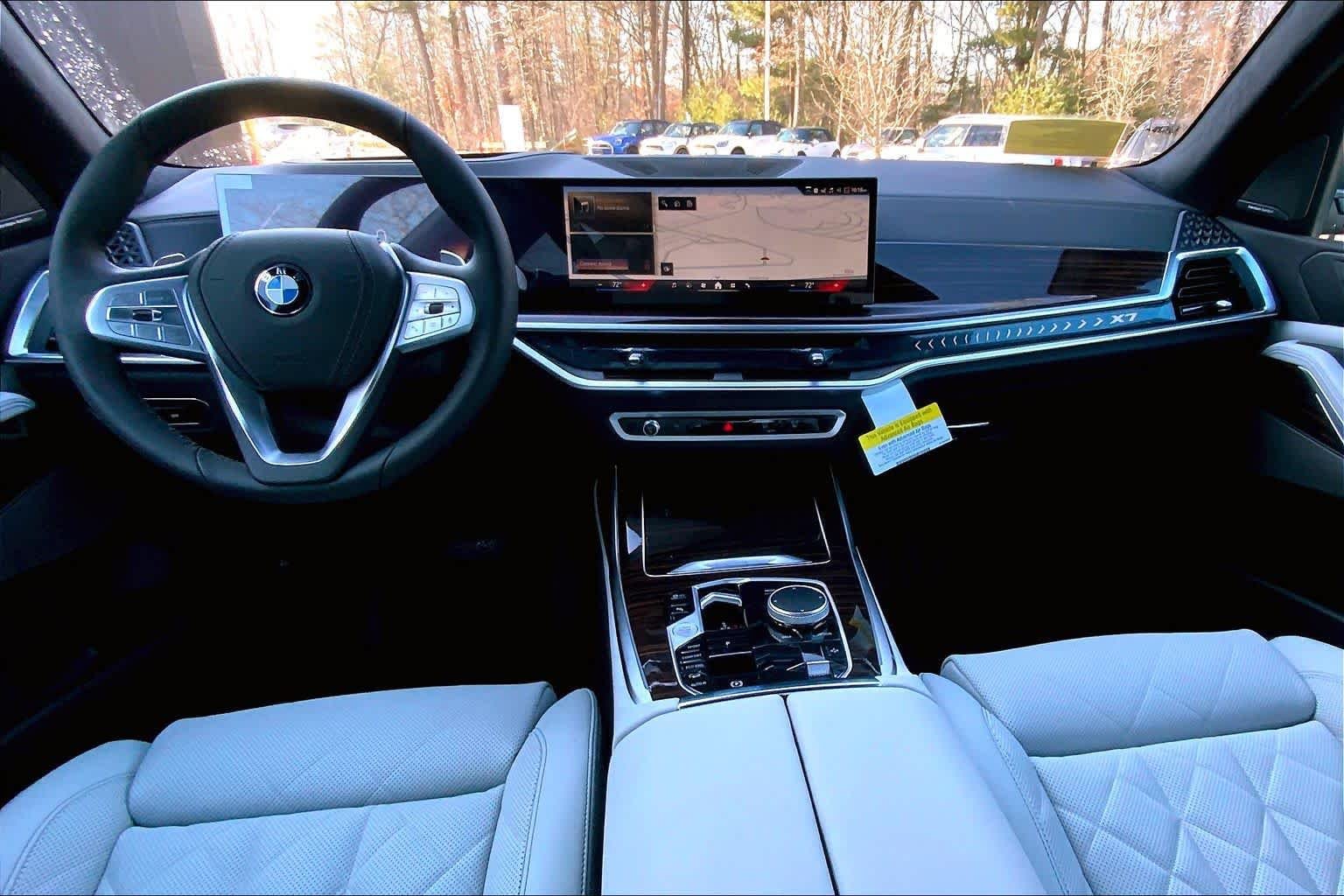 Used 2026 Black Sapphire Metallic BMW xDrive40i image 5