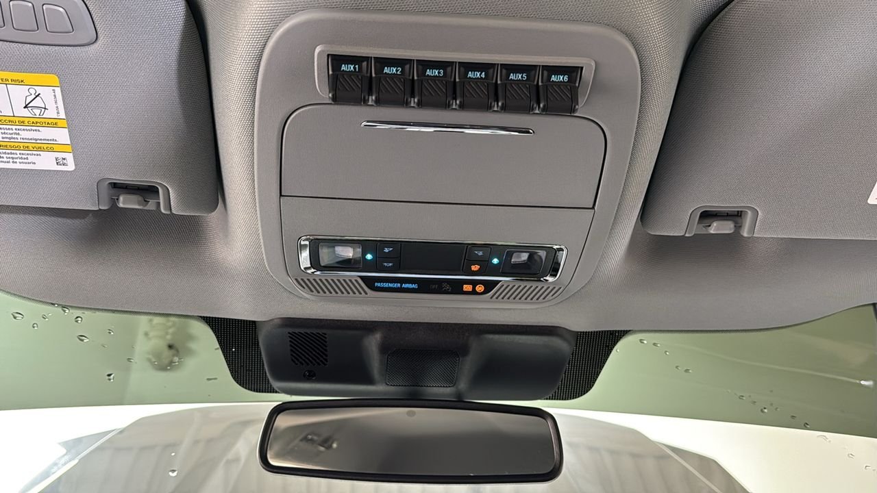 Used 2026 Gray Ford Lariat image 11