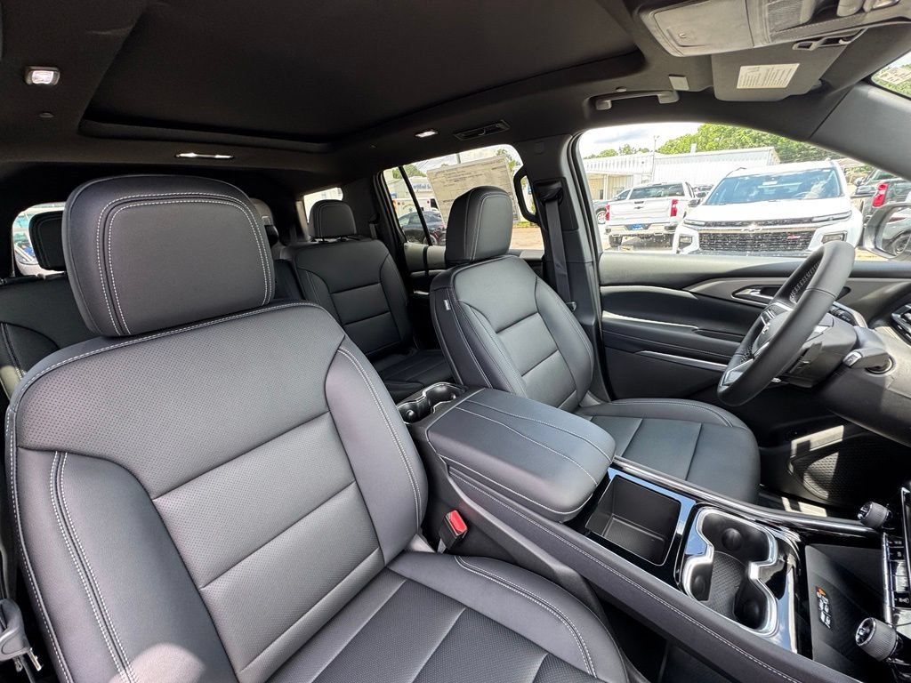 2026 Chevrolet Traverse LT - Photo 17