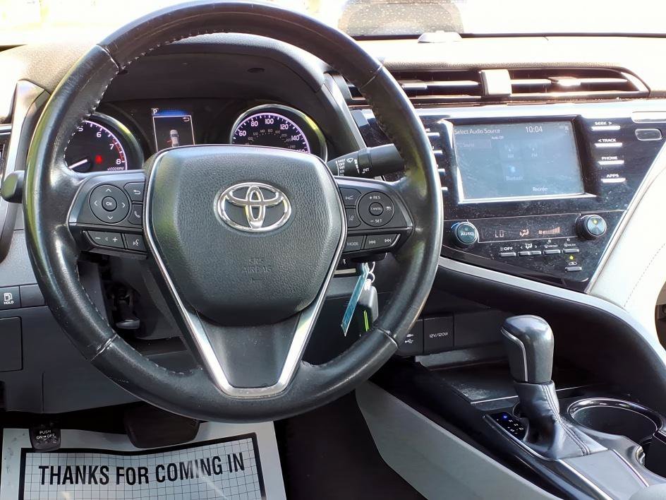 Used 2019 Galactic Aqua Mica Toyota SE image 10