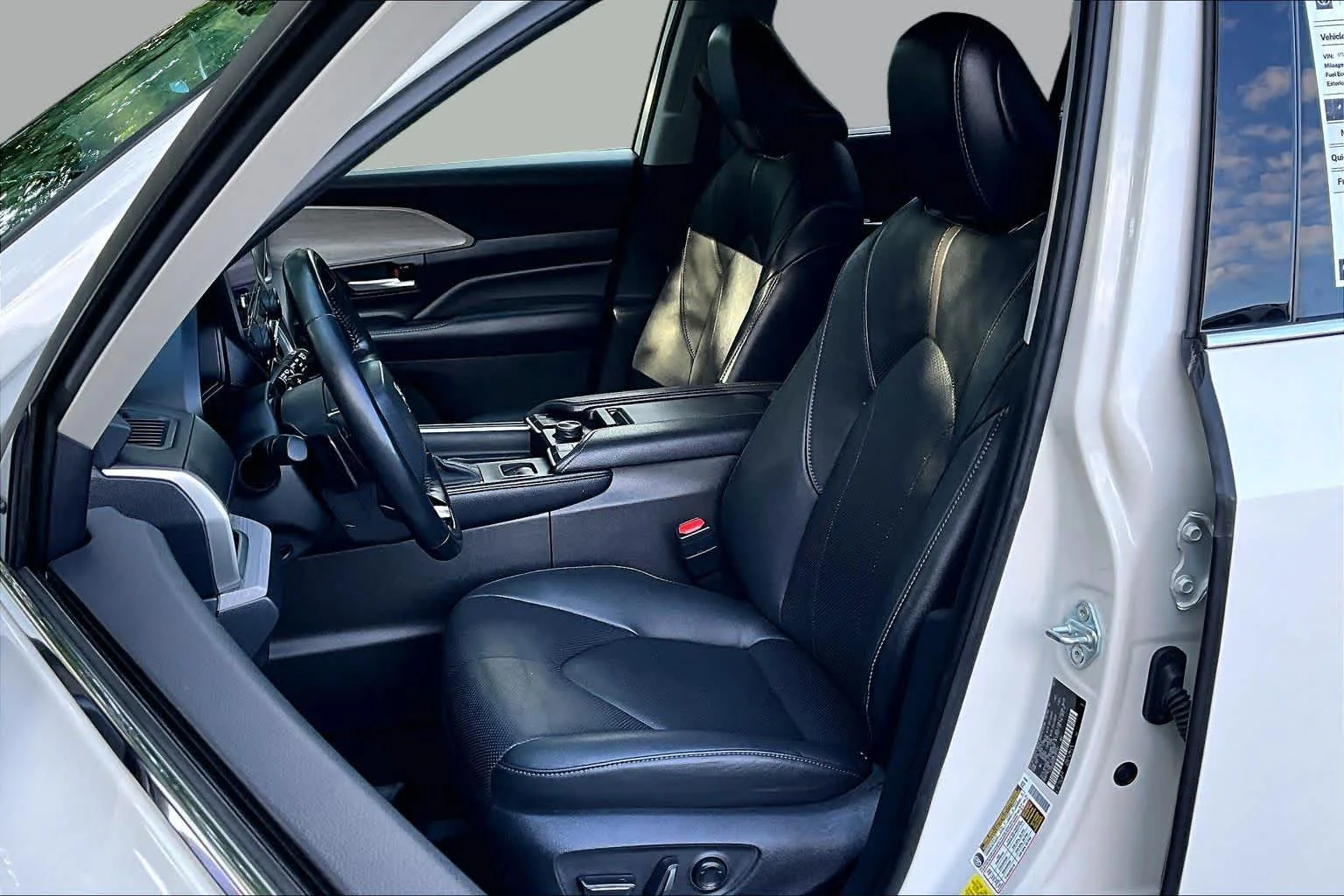 Certified Used 2024 Coastal Cream Toyota Platinum image 9