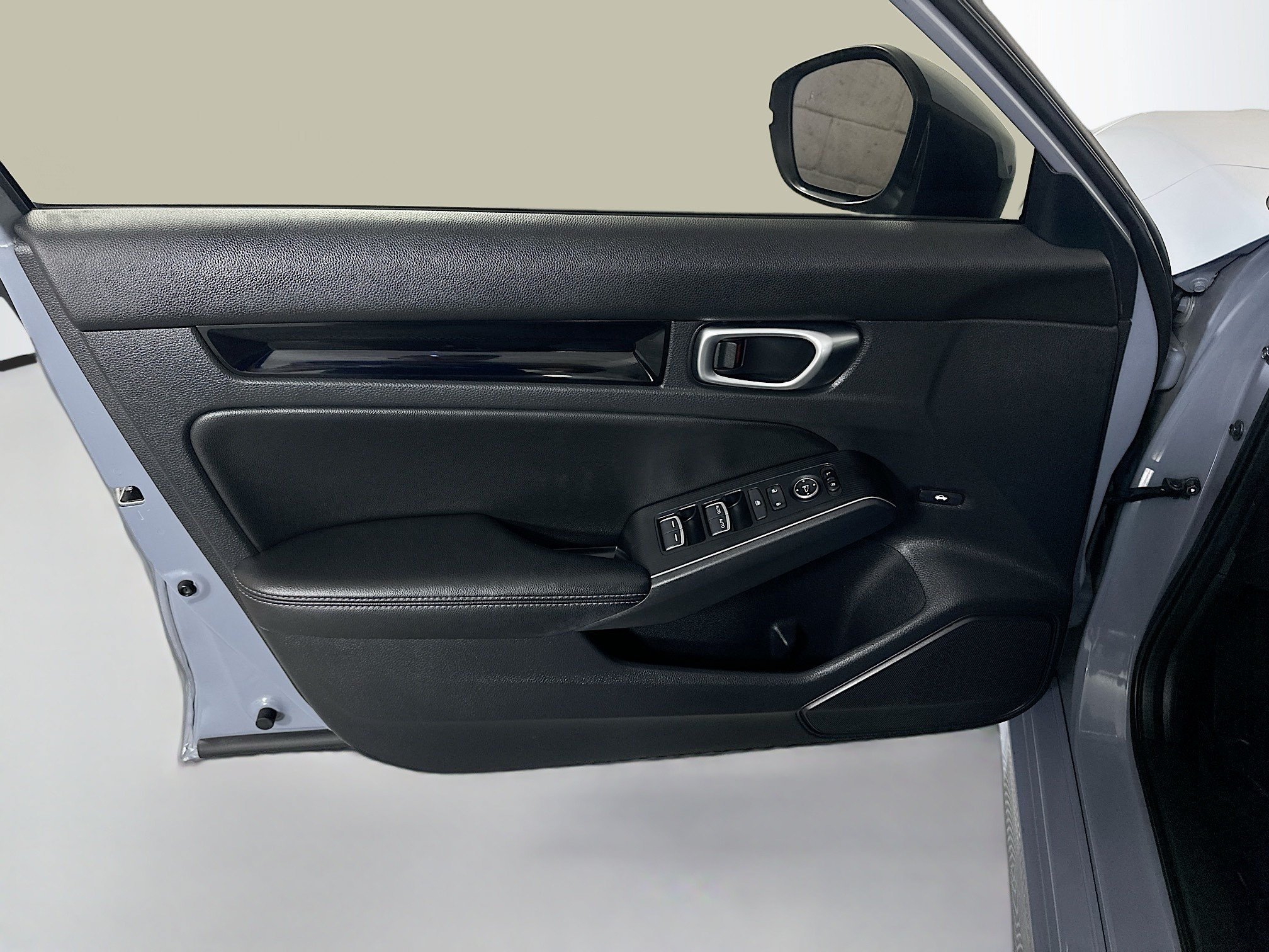 2022 Honda Civic Touring - Photo 19