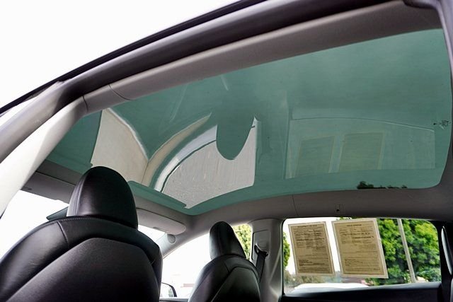 Used 2024  Tesla Long Range image 18