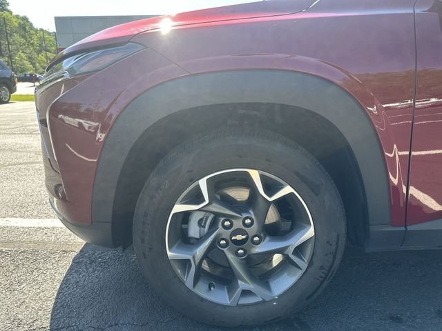 Used 2025 Red Chevrolet LT image 20